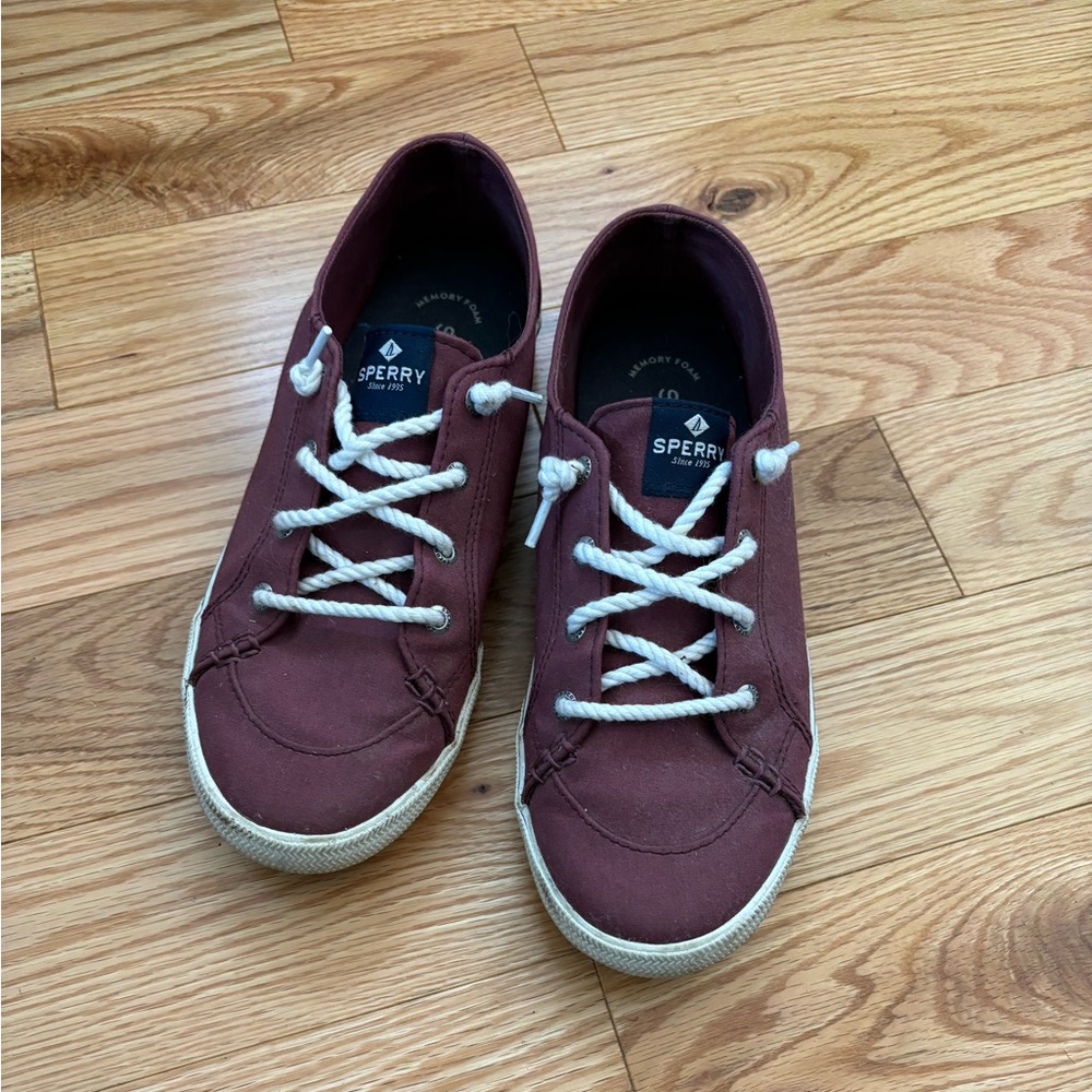 Sperry burgundy boat shoes
